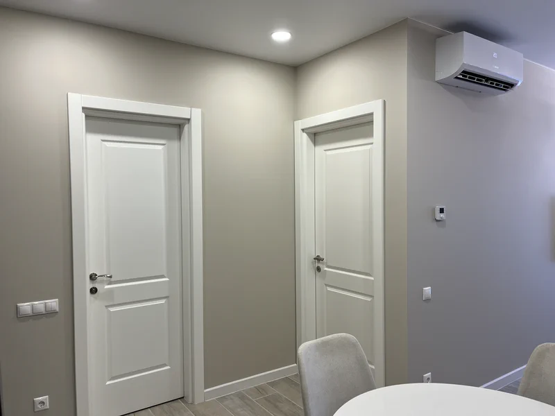 Шкаф и полки