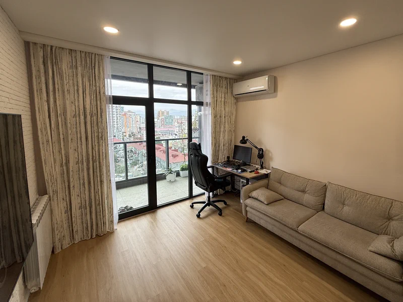 Ремонт 1+1 Black Sea Towers Батуми - Коридор