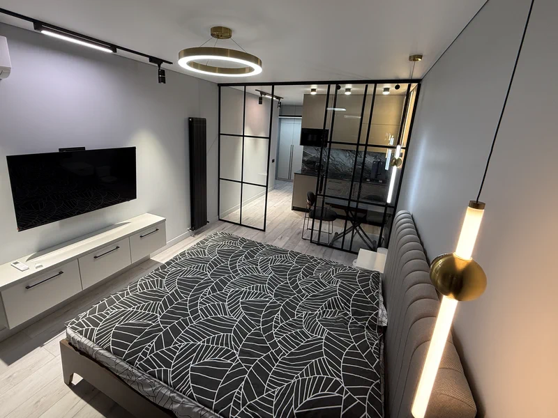 Blue Sky Tower - Декор